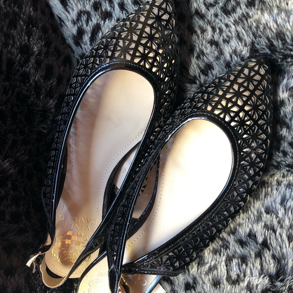 Black Vince Camuto flats